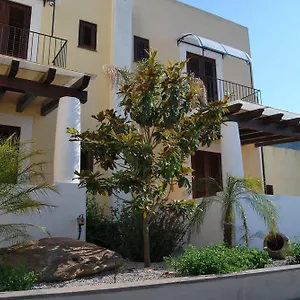 https://villa-saraceno.sicilyhotelsitaly.net