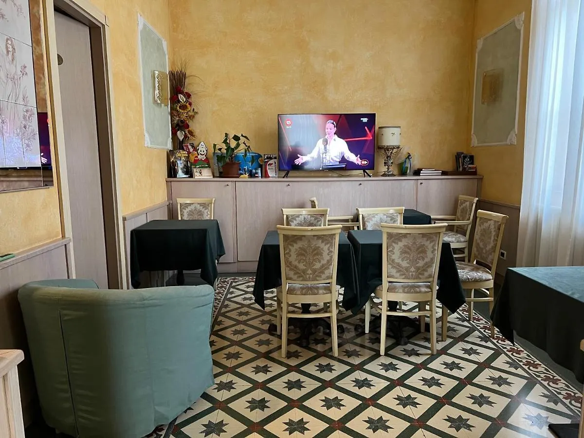 Hotel Villa Primavera Pisa 2*,  Itália