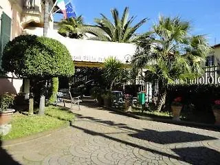 Hotel Villa Primavera Pisa Italy